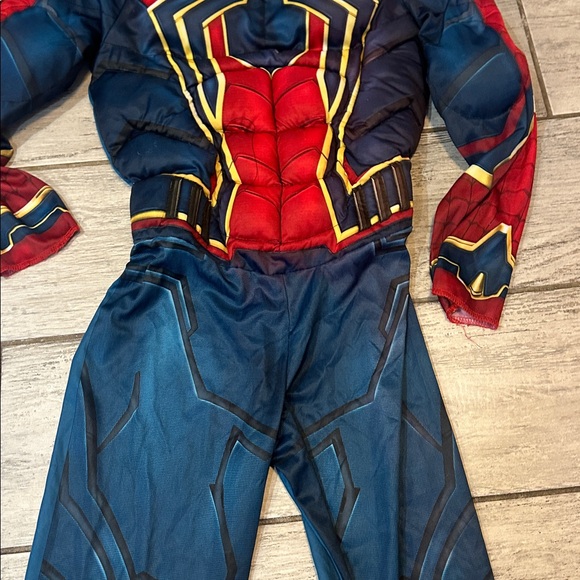 Marvel Spiderman Red and Blue Superhero Costume with padded Chest Muscles Boys L - Picture 3 of 5